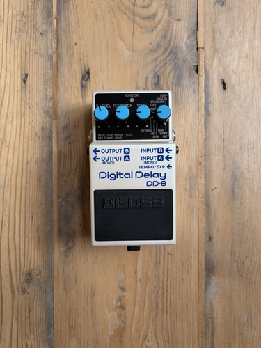 Boss digital delay - dd-8,