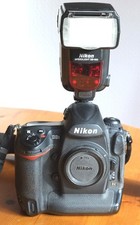 Nikon D3s body and SB 900