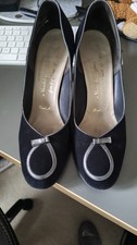 Ladies Vintage Court Shoes Van