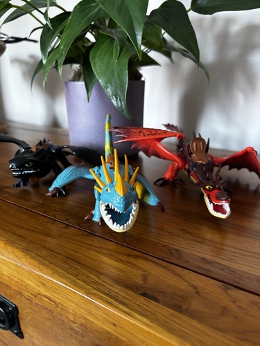 How train dragon set - train, of