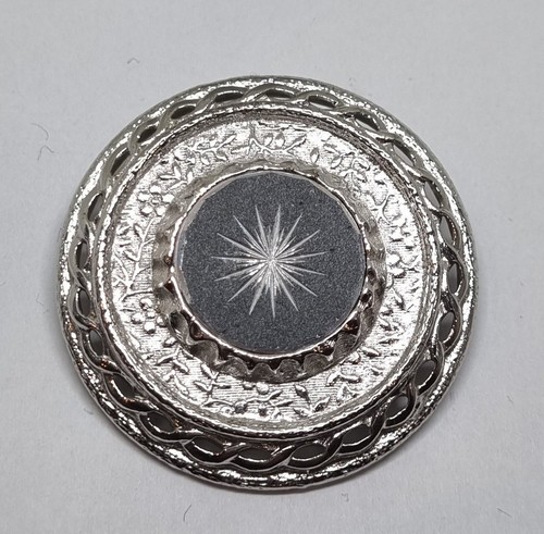 Vintage silver tone sarah - vintage,