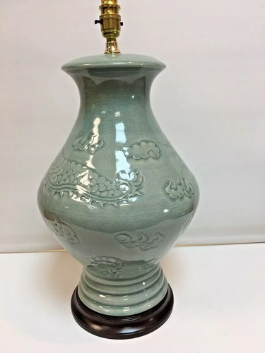 Oriental table lamp dragon - table,