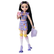 Barbie Dream Besties - Barbie Renee Roller Skating Fashion Doll With Accessories