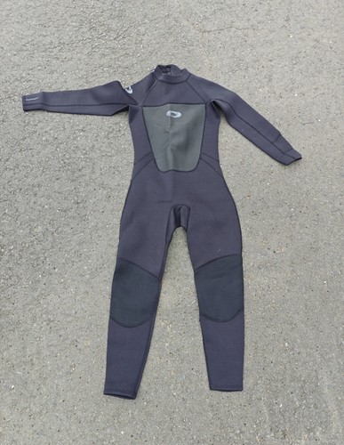 Osprey small adult wetsuit - small,