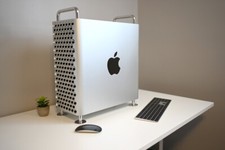 Apple Mac pro 2019 12 core