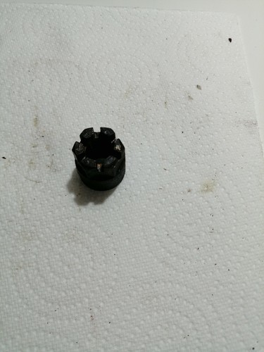 Gardner engine conrod nut - l3,