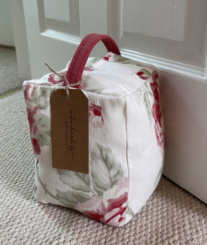 Pretty practical handmade - &,