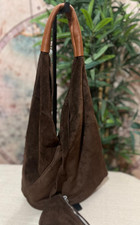 Borsa a sacco bisaccia  in pelle scamosciata verde petrolio marrone