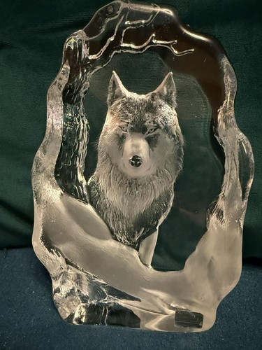 Paperweight wolf lead - paperweight-wolf-lead, crystal