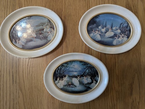 Vintage swan llake - vintage,