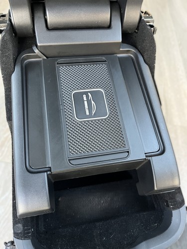Wireless phone charging - , tray