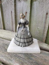 Cold Painted Metal Crinoline