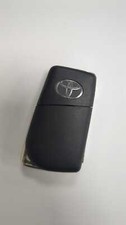 GENUINE TOYOTA 3 BUTTON REMOTE