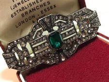 Art Deco Vintage Style Green