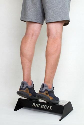 Calf raise step block - calf, strength