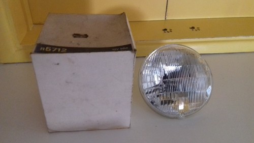 Wipac ab5731 sealed beam - sealed,