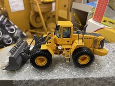 Motorart Volvo L180E Loader