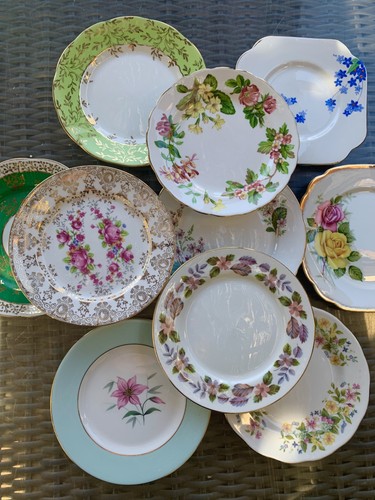 Set ten vintage mismatched - set,
