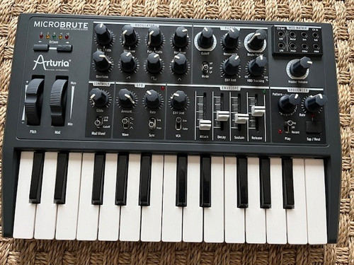 Arturia microbrute monophonic - arturia,