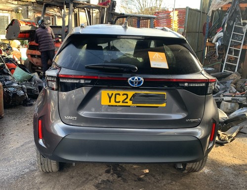 Toyota yaris cross - toyota, 2022