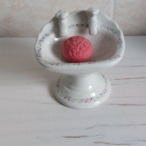 Vintage pedestal sink soap - vintage,
