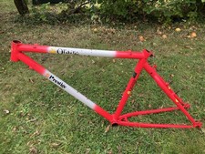 Orange Prestige 1990 Retro