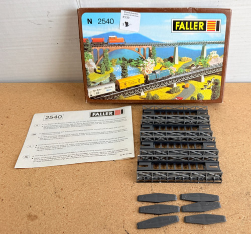 Faller train tracks - train,
