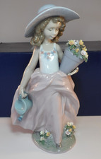 Lladro 9.25" Ltd Ed Figurine