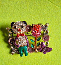 Butler and Wilson Multi