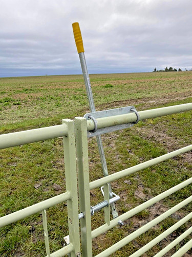 Uni latch gate bridleway - uni,