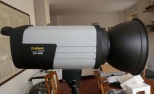 Dynasun studio flash light -
