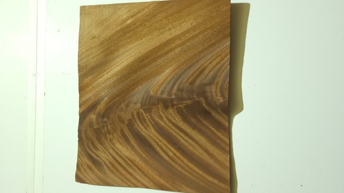 Flame mahogany veneer 6 - mahogany,