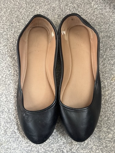 Used cabin crew shoes - crew,