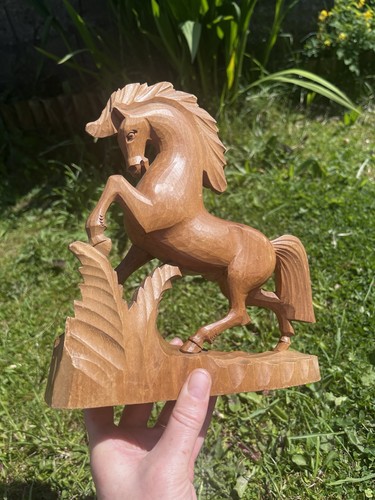 Stunning vintage hand carved - stunning,