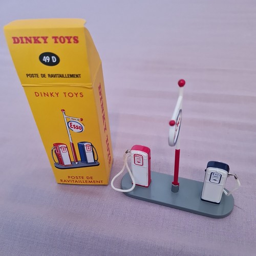 Dinky toys 49d french esso - dinky,
