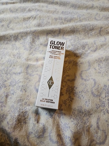Charlotte tilbury glow - tilbury, toner