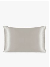 Mommesilk 22MM Silk Zippered Pillowcases Silvergray Brand New In Gift Box