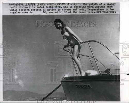 1959 press photo - press, model
