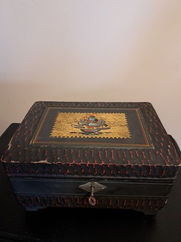 Vintage wooden musical - wooden,