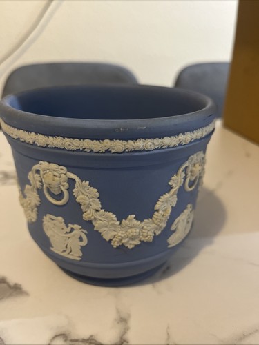 Large wedgwood countryware - large,
