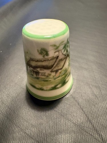 Thimble collectors club - collectors,
