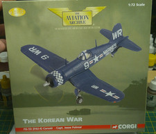 CORGI AVIATION ARCHIVE Vought F4U-1D Corsair - VMF-312, Okinawa 1945 AA33009