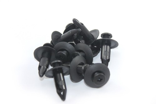10x 8mm yamaha fairing - 10x,