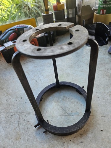 Middle cradle for - middle,