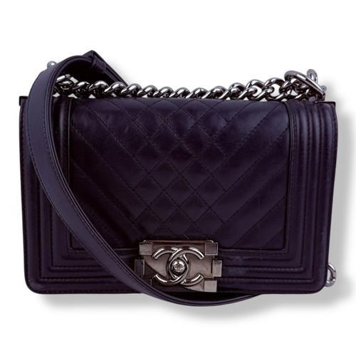 Chanel navy small lambskin - navy, boy