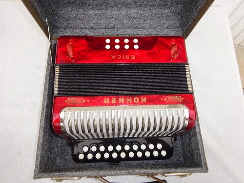 Accordion hohner erika 8 - hohner,