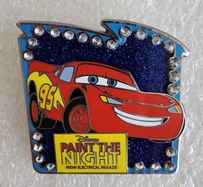 DISNEY 2015 DLR PAINT THE