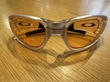 Oakley Straight Jacket