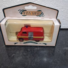 Lledo DG173003 Bedford CA Van