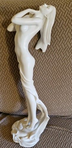 Large leornardo collection - large,